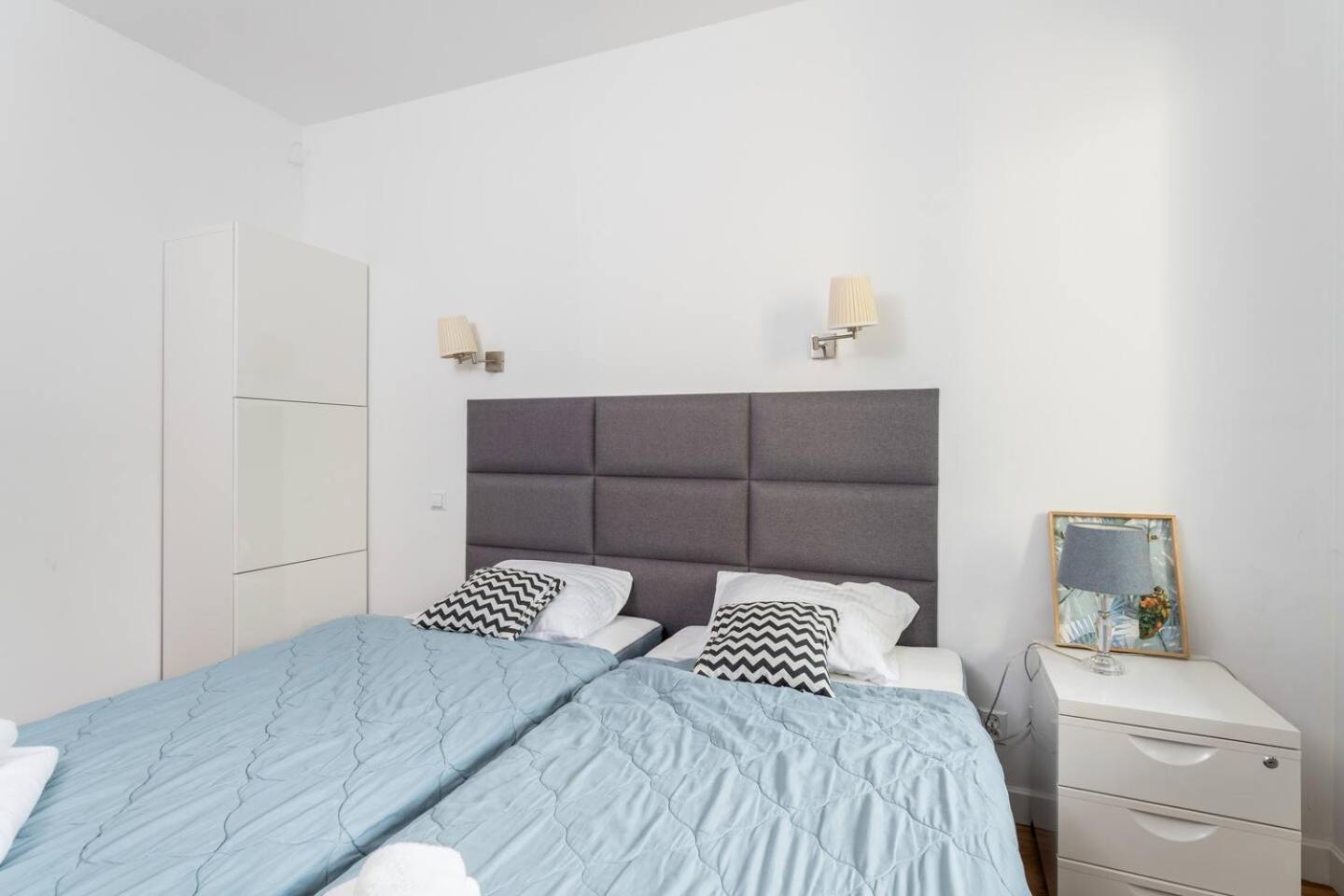 Superb Czerska Family Apartment Varşovia Exterior foto